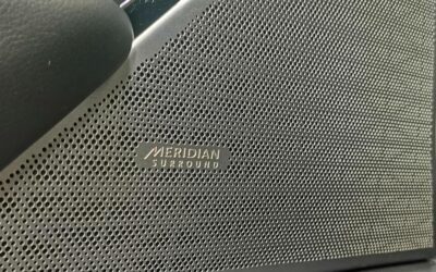 land-rover_range-rover-velar-30l-d300-bva_se-r-dynamic_34