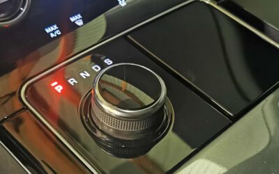 land-rover_range-rover-velar-30l-d300-bva_se-r-dynamic_47