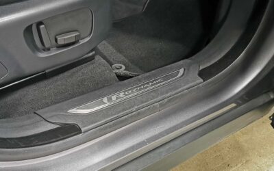 land-rover_range-rover-velar-30l-d300-bva_se-r-dynamic_57
