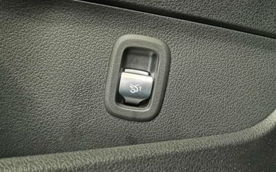 mercedes_classe-c-220-d-9g-tronic_amg-line_24