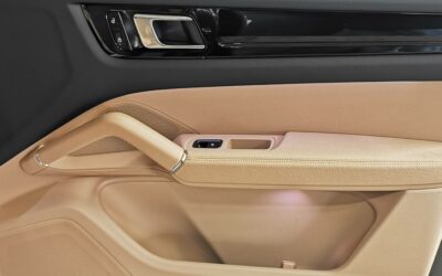 porsche_cayenne-e-hybrid-30-v6-462-ch-tiptronic-bva_38