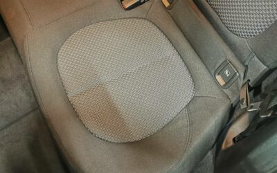 bmw_x1-sdrive-16d-116-ch-dkg7_business-design_30