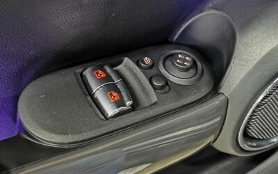 mini_hatch-3-portes-cooper-136-ch_edition-blackfriars_26