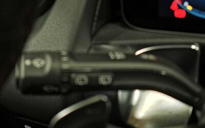 mercedes_glb-200-d-8g-dct_amg-line_37
