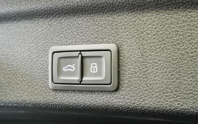 audi_q3-sportback-45-tfsie-245-ch-s-tronic-6_s-line_40