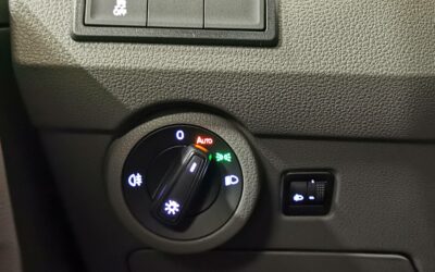 volkswagen-utilitaires_transporter-61-van-l1h1-20-tdi-150-dsg7_business_16