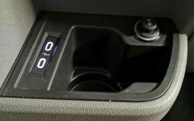 volkswagen-utilitaires_transporter-61-van-l1h1-20-tdi-150-dsg7_business_20