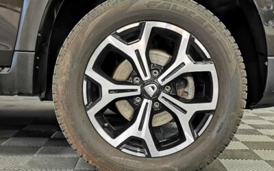 dacia_duster-tce-130-fap-4x2_black-collector_18