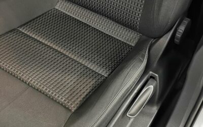 audi_q3-14-tfsi-cod-150-ch-s-tronic-6_urban-techno_26