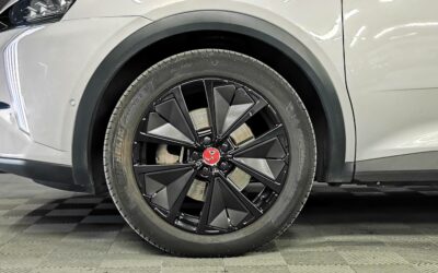 ds_ds7-crossback-hybride-e-tense-300-eat8-4x4_performance-line_15
