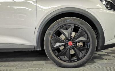 ds_ds7-crossback-hybride-e-tense-300-eat8-4x4_performance-line_16