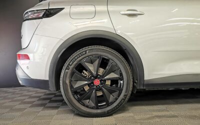 ds_ds7-crossback-hybride-e-tense-300-eat8-4x4_performance-line_17