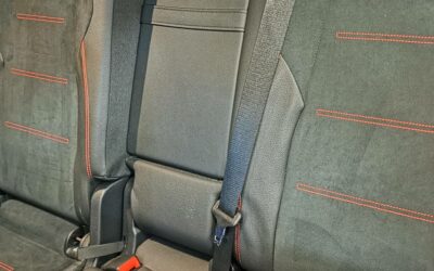 mercedes_glb-200-d-8g-dct_amg-line_23