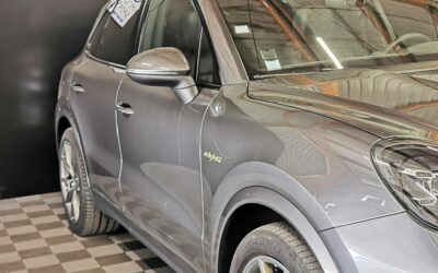 porsche_cayenne-e-hybrid-30-v6-462-ch-tiptronic-bva_13