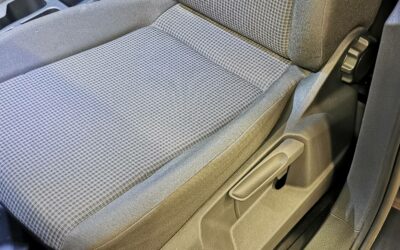 volkswagen-utilitaires_caddy-cargo-20-tdi-122-dsg7_business-1st-edition_23