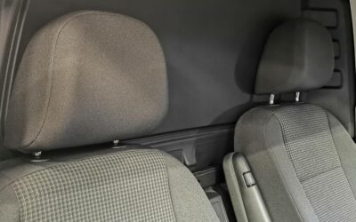 volkswagen-utilitaires_caddy-cargo-20-tdi-122-dsg7_business-1st-edition_40
