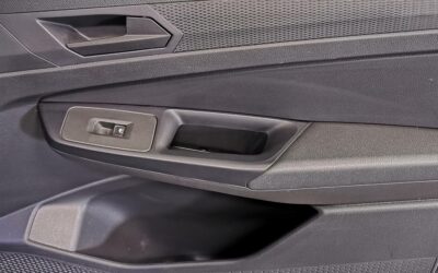 volkswagen-utilitaires_caddy-cargo-20-tdi-122-dsg7_business-1st-edition_43