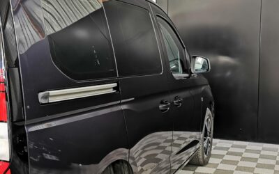 volkswagen-utilitaires_caddy-cargo-20-tdi-122-dsg7_business-1st-edition_8