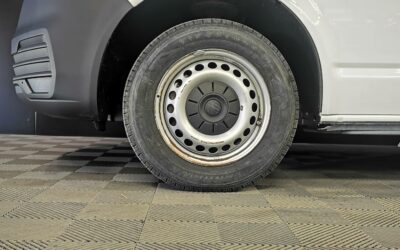 volkswagen-utilitaires_transporter-61-van-l1h1-20-tdi-110-bvm5_business_18