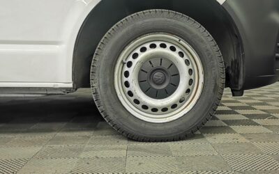 volkswagen-utilitaires_transporter-61-van-l1h1-20-tdi-110-bvm5_business_19