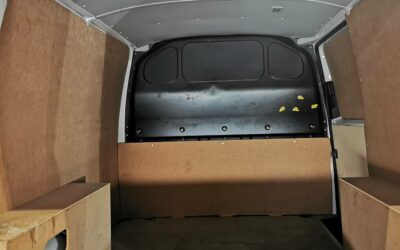 volkswagen-utilitaires_transporter-61-van-l1h1-20-tdi-110-bvm5_business_35