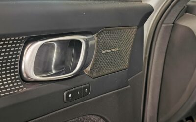 volvo_xc40-b3-163-ch-dct7_ultimate_27