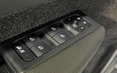 volvo_xc40-b3-163-ch-dct7_ultimate_28