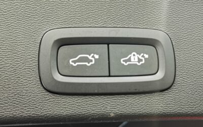 volvo_xc40-b3-163-ch-dct7_ultimate_51