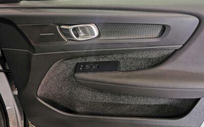volvo_xc40-b3-163-ch-dct7_ultimate_56