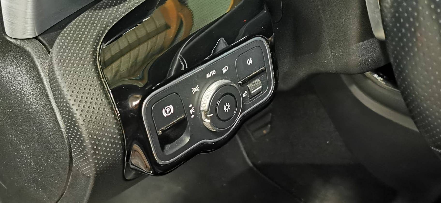 mercedes_classe-a-200-7g-dct_progressive-line_39