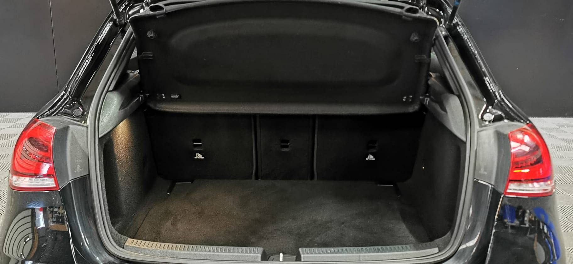 mercedes_classe-a-200-7g-dct_progressive-line_67