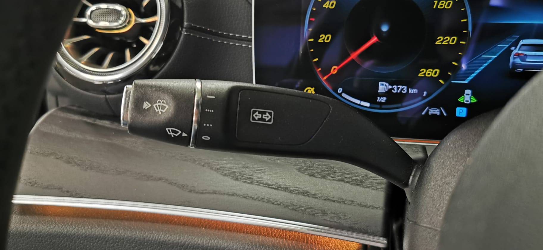 mercedes_classe-e-coupe-220-d-9g-tronic-4-matic_amg-line_26