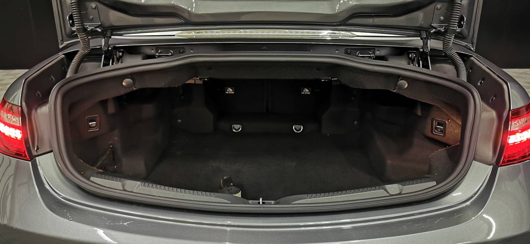 mercedes_classe-e-coupe-220-d-9g-tronic-4-matic_amg-line_47