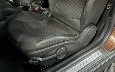 mini_cabriolet-16i-120_cooper-pack-chili_30