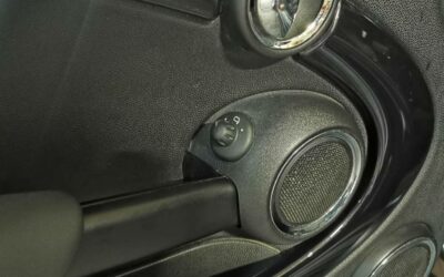 mini_cabriolet-16i-120_cooper-pack-chili_32