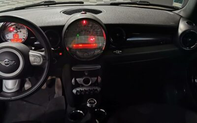 mini_cabriolet-16i-120_cooper-pack-chili_36