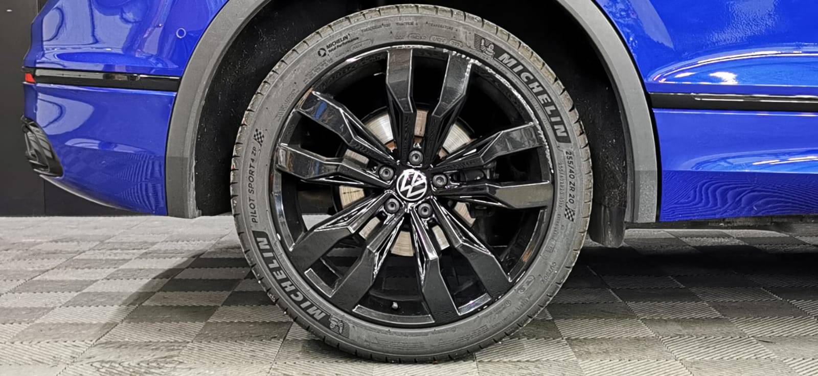 volkswagen_tiguan-20-tdi-150ch-dsg7_r-line-exclusive_24