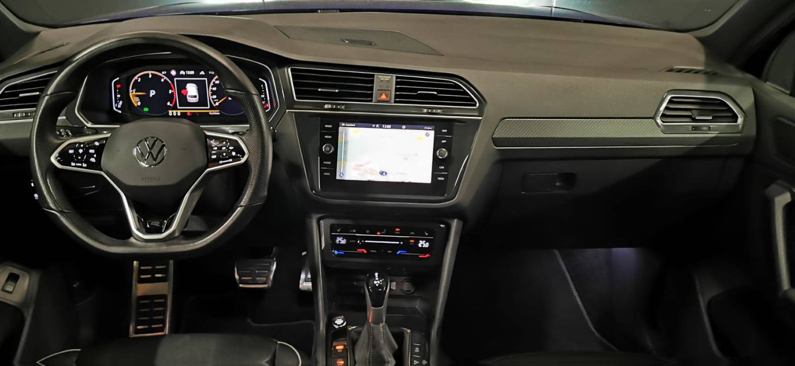 volkswagen_tiguan-20-tdi-150ch-dsg7_r-line-exclusive_47