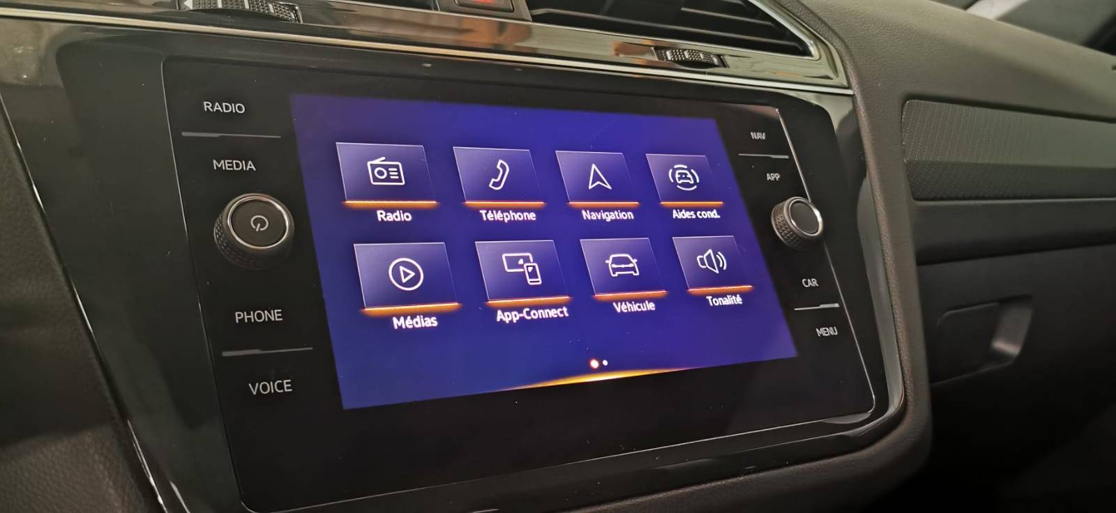 volkswagen_tiguan-20-tdi-150ch-dsg7_r-line-exclusive_49