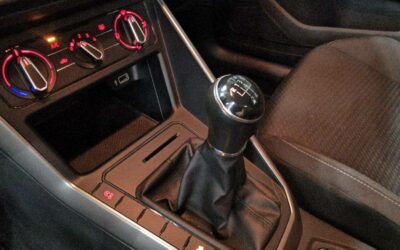 volkswagen_polo-16-tdi-95-ss-bvm5_lounge_26