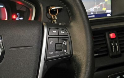 volvo_v40-d2-120_momentum_23