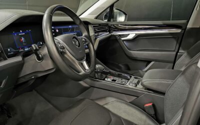 volkswagen_touareg-30-tdi-286ch-tiptronic-8-4motion_carat-exclusive_14