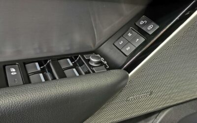 land-rover_range-rover-velar-d300-bva_se-r-dynamic_23