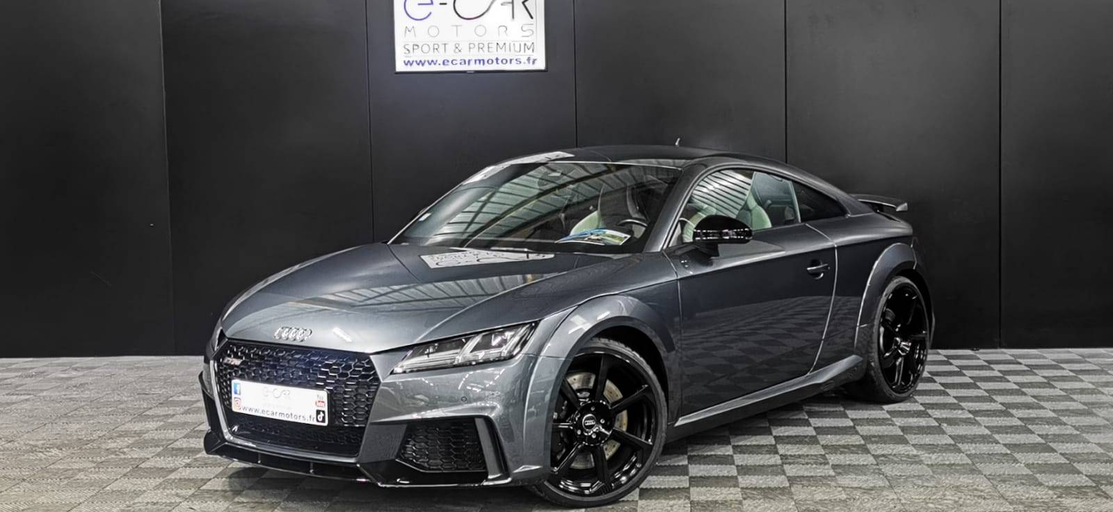 TT RS Coupé 2.5 TFSI 400 S tronic 7 Quattro