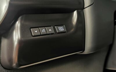 lexus_ux-300h-2wd_luxe_19