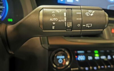 lexus_ux-300h-2wd_luxe_25