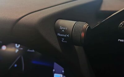 lexus_ux-300h-2wd_luxe_27