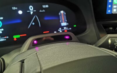 lexus_ux-300h-2wd_luxe_32