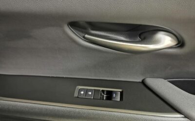 lexus_ux-300h-2wd_luxe_56