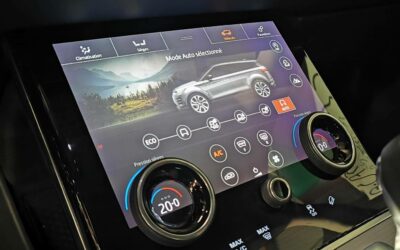 land-rover_range-rover-evoque-d180-awd-bva9_r-dynamic-hse_32